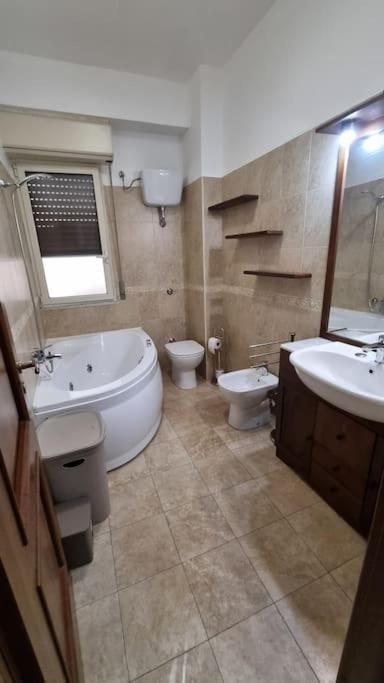 La Casa Sul Viale Lägenhet Reggio di Calabria Exteriör bild